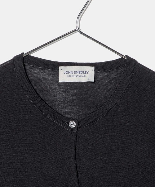 JOHN SMEDLEY(ジョンスメドレー)の「JOHN SMEDLEY ELINOR ジョンスメドレー 長袖コットンニットカーディガン(カーディガン/ボレロ・レディース・ネイビー/ベージュ系1/ホワイト系1/ダークグレー/ブラック・LARGE/SMALL/MEDIUM)」の8枚目の写真