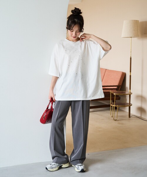 FREAK'S STORE(フリークスストア)の「限定展開 キラキラ ホット ビックシルエット 半袖 Tシャツ(Tシャツ/カットソー・レディース・オフホワイト/ブラック/ライトグレー・フリ-)」の5枚目の写真