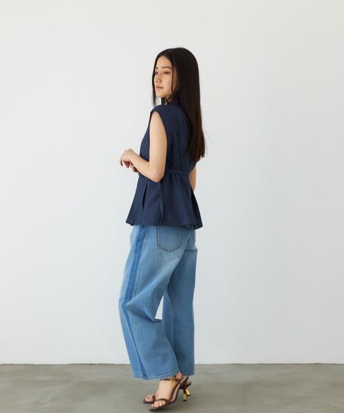 STRATA エストラータ デニムライクテーラードタックジレ 美品 デニムライクテーラードタックジレ 【低身長・小柄女性