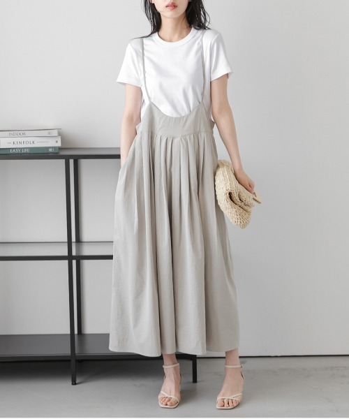 Lajour（ラジュール）の「【日本製】タックプリーツキャミワンピース/ロングシーズン対応/快適素材（サロペット/オーバーオール・レディース・ネイビー/ブラック/ベージュ・フリー）」の6枚目の写真