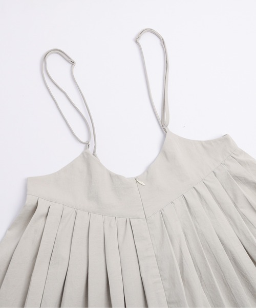 Lajour（ラジュール）の「【日本製】タックプリーツキャミワンピース/ロングシーズン対応/快適素材（サロペット/オーバーオール・レディース・ネイビー/ブラック/ベージュ・フリー）」の15枚目の写真