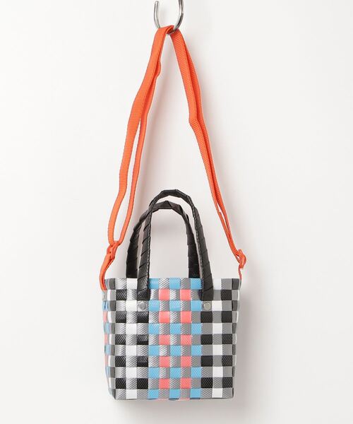 MARNI(マルニ)の「MARNI(マルニ)Kids & Junior かごハンドバッグ(かごバッグ・キッズ・ライトイエロー/ライトピンク/ピンク/イエロー/オレンジ・ONE SIZE)」の6枚目の写真
