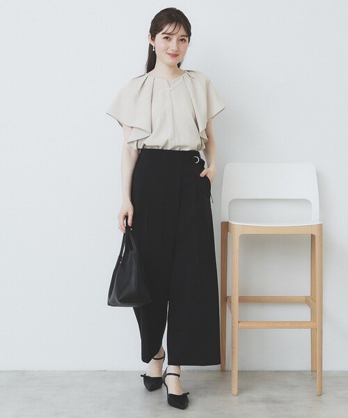 新品・未着用【yori】キーネックフリルブラウス yori キーネックフリルブラウス 36