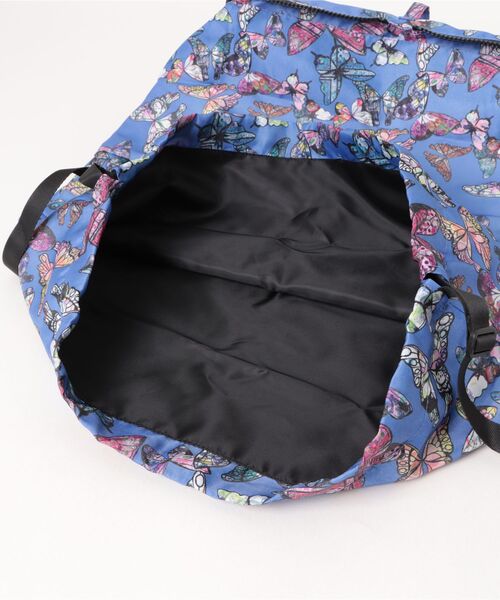 ScoLar（スカラー）の「652435：バナナ・蝶・くらげ 3柄展開パッカブルナップサック（バックパック/リュック・レディース・アイボリー/ブラック/ブルー・FREE）」の7枚目の写真