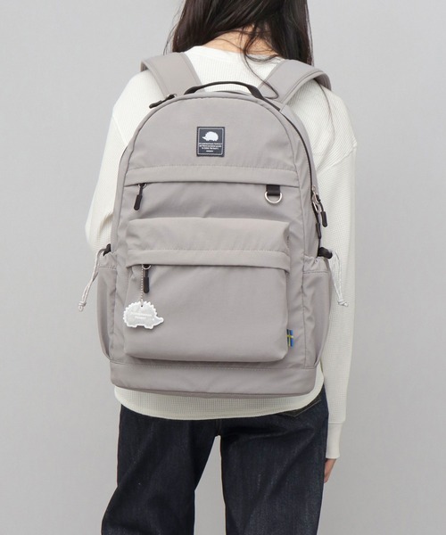 軽量 撥水ナイロン 11ポケット 大容量 ビッグバックパック A4・B4・PC