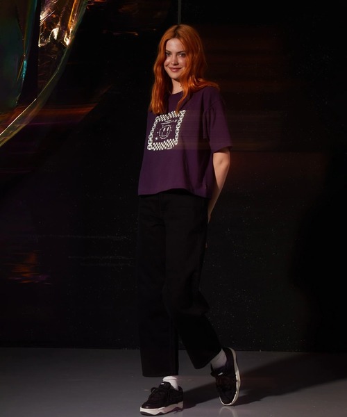 VOLCOM（ボルコム）の「【VOLCOM/ボルコム】 Filip Rygalski 1 T-shirt /蓄光フロントプリント半袖Tシャツ（Tシャツ/カットソー・レディース・パープル・LARGE/MEDIUM）」の6枚目の写真