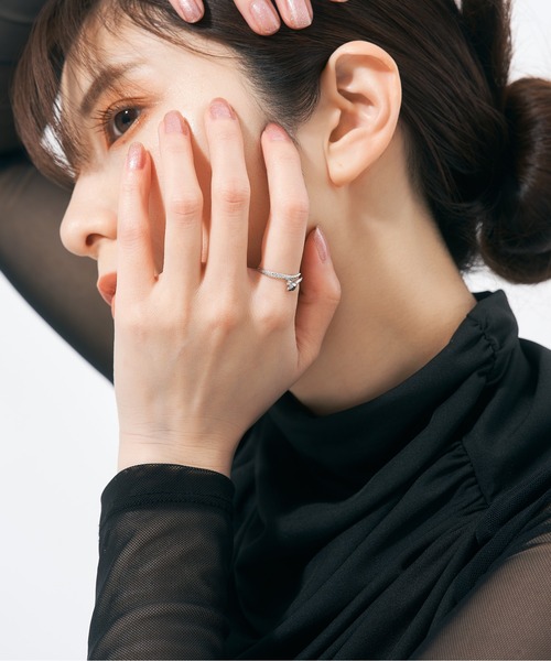 Jewel closet by L&Co.(ジュエルクローゼットバイエルアンドコー)の「プラチナ ヘビ/スネーク リング(リング・レディース・シルバー系2/シルバー系3/シルバー系1・15号/13号)」の9枚目の写真