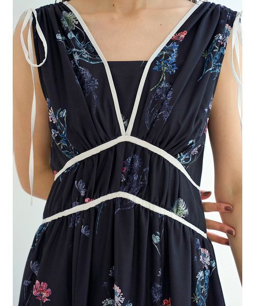 SNIDEL（スナイデル）の「【00サイズあり】フラワードロストディティールワンピース（ワンピース・レディース・ネイビー/ブラウン/グレー・0/1/00）」の22枚目の写真