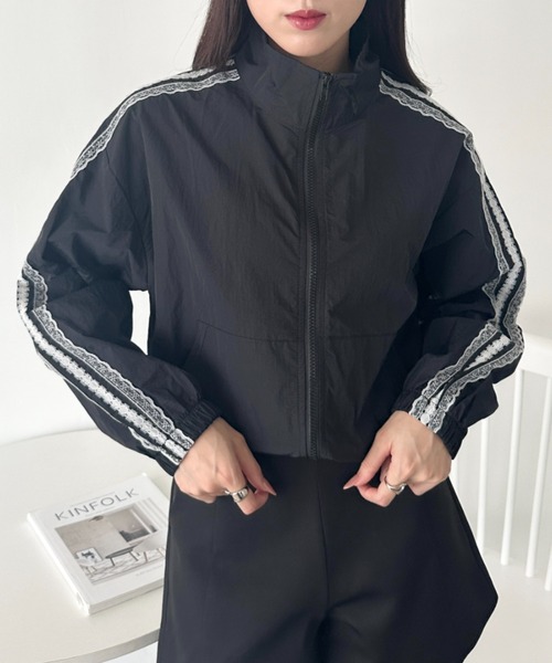wears(ウェアーズ)の「レースラインナイロントラックブルゾン(ジャージ・レディース・ブラック/ネイビー/ホワイト・FREE)」の13枚目の写真