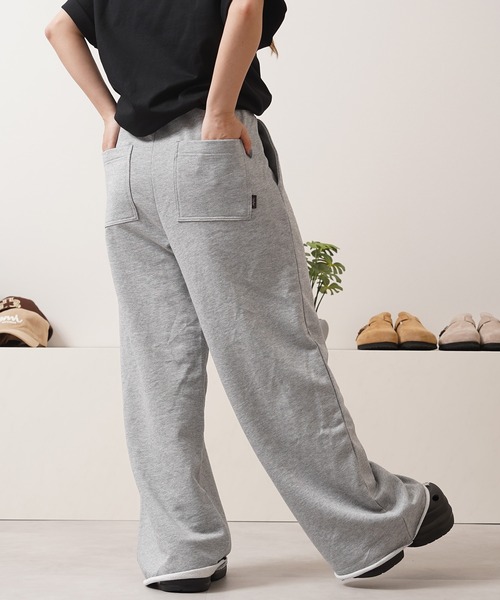 Laufer（ロイファー）の「【Laufer】ベルトループ付き カットオフ ワイドストレート スウェットパンツ / Cut-off wide straight sweatpants（スウェットパンツ・メンズ・ブラック/グレー・S/M/L）」の15枚目の写真