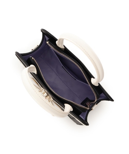 SAMANTHAVEGA(サマンサベガ)の「バイカラージュエルリボンハンドバッグ(ハンドバッグ・レディース・ホワイト/ラベンダー/ブラック・FREE)」の14枚目の写真