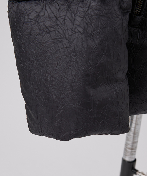 5351 POUR LES HOMMES（ゴーサンゴーイチプールオム）の「【25A/W】クラッシュ ワッシャー ダウンジャケット（ダウンジャケット/コート・メンズ・ブラック/ホワイト・50/48/46/44）」の16枚目の写真