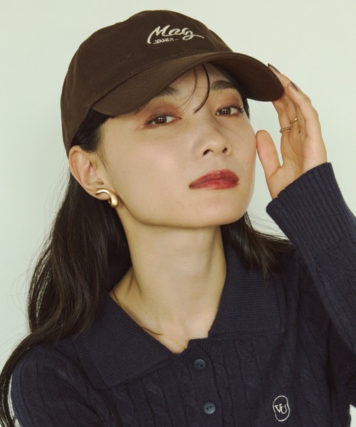 バイカラーロゴ刺繍キャップ（キャップ）｜VANNIE U（ヴァニーユー）の