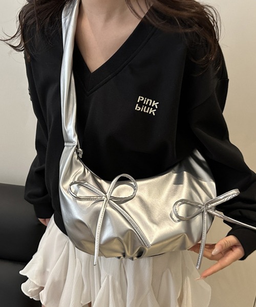 STYLEBLOCK（スタイルブロック）の「シャーリングストラップショルダーバッグ（ショルダーバッグ・レディース・シルバー/ライトブルー/ホワイト/ピンク・FREE）」の4枚目の写真