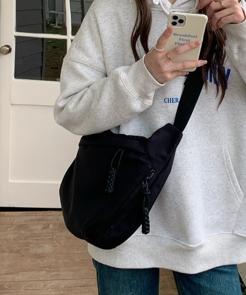 yuue' ( wear )（ユーイ）の「デイリーカジュアルショルダーバッグ（ショルダーバッグ・レディース・ベージュ/ブラック/アイボリー・FREE）」の5枚目の写真