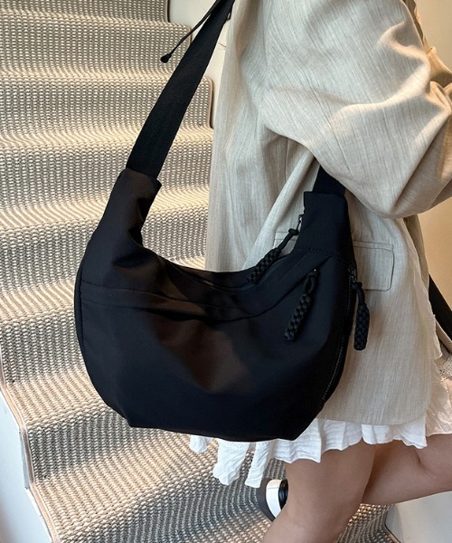 yuue' ( wear )（ユーイ）の「デイリーカジュアルショルダーバッグ（ショルダーバッグ・レディース・ベージュ/ブラック/アイボリー・FREE）」の4枚目の写真