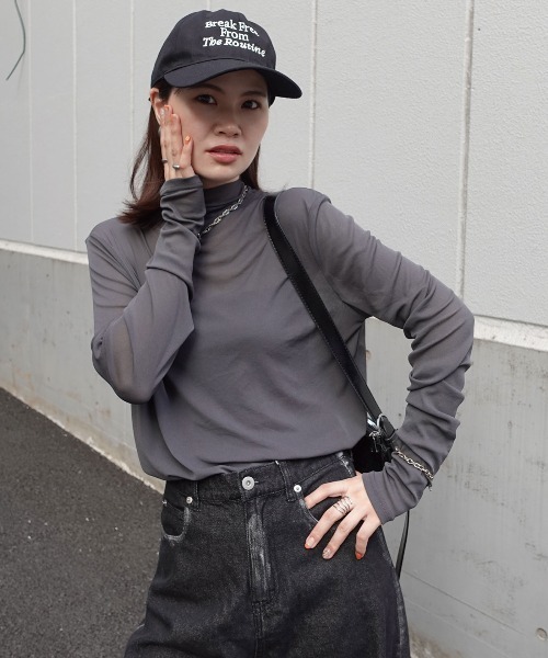 CORNERS(コーナーズ)の「パワーメッシュボトルネックロンT(Tシャツ/カットソー・レディース・オフホワイト/ブラック/ブラウン/ダークグレー/パープル/マスタード・M)」の16枚目の写真