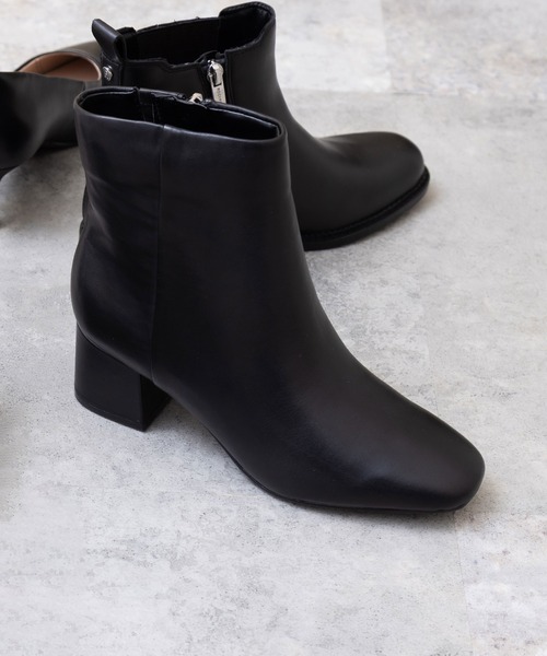 ROCKPORT（ロックポート）の「【WOMEN】OAKLEI／オークリー ショートブーツ（ブーツ・レディース・ブラック・25.0cm/24.5cm/24.0cm/23.5cm/23.0cm/22.5cm/22.0cm）」の12枚目の写真