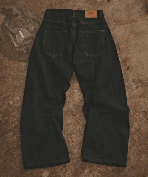 ALL RUNS（オールランズ）の「濃紺カーブデニムパンツ（デニムパンツ・メンズ・インディゴブルー・L/M）」の3枚目の写真