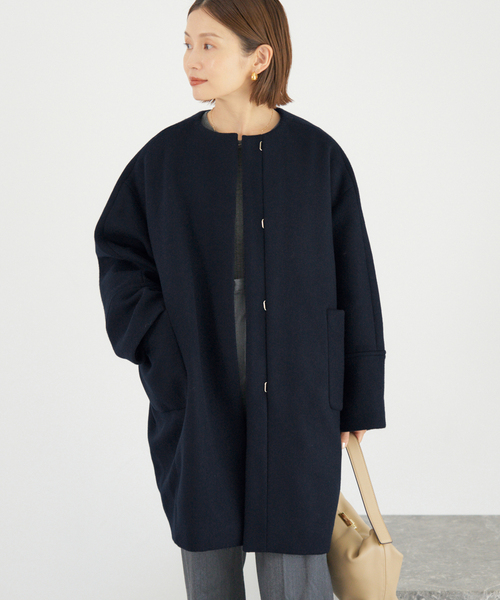 IENA（イエナ）の「Super140 フォルムコート（ノーカラーコート・レディース・ベージュ/ブラウン/ネイビー/ブルー系その他・34/36/38）」の12枚目の写真
