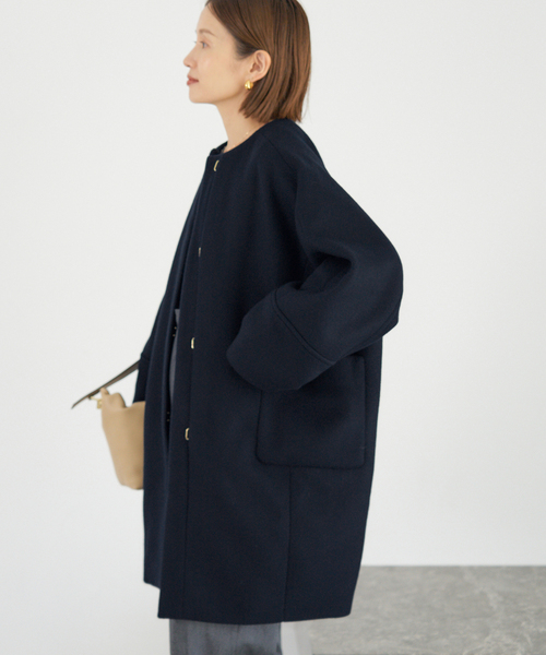 IENA（イエナ）の「Super140 フォルムコート（ノーカラーコート・レディース・ベージュ/ブラウン/ネイビー/ブルー系その他・34/36/38）」の14枚目の写真