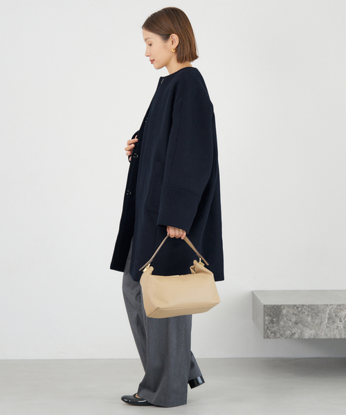 IENA（イエナ）の「Super140 フォルムコート（ノーカラーコート・レディース・ベージュ/ブラウン/ネイビー/ブルー系その他・34/36/38）」の17枚目の写真