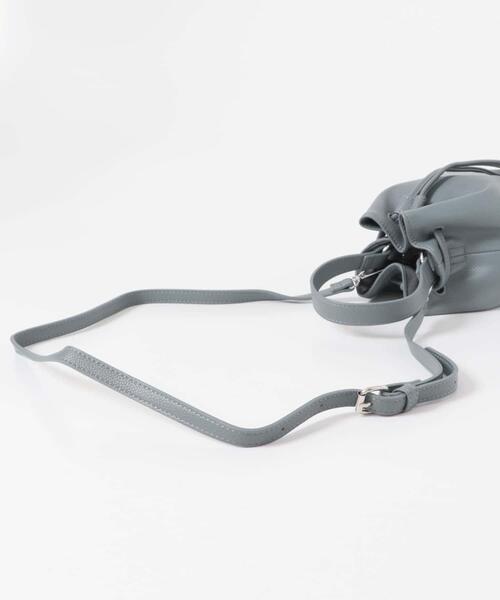 URBAN RESEARCH DOORS(アーバンリサーチドアーズ)の「2WAYシボ巾着ショルダーバッグ(ショルダーバッグ・レディース・ブラック/ブルー・ONE)」の12枚目の写真