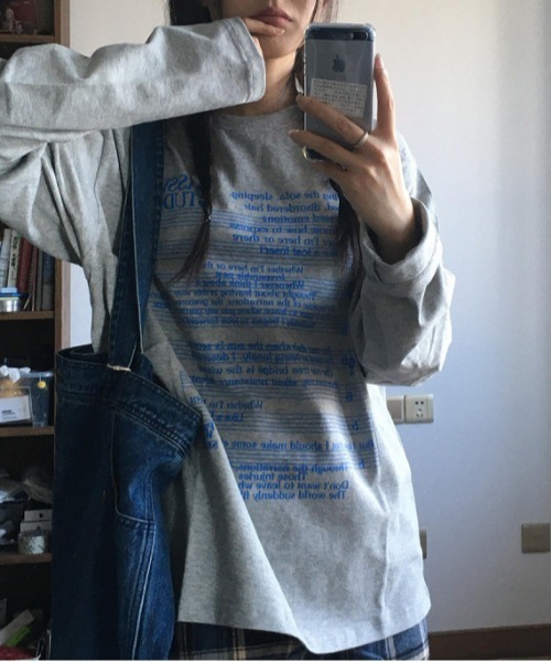 shyam inspiration(シャムインスピレーション)の「人気につき再登場!/レタープリント カジュアル長袖Tシャツ / ロンT(Tシャツ/カットソー・レディース・グレー・L/M)」の9枚目の写真