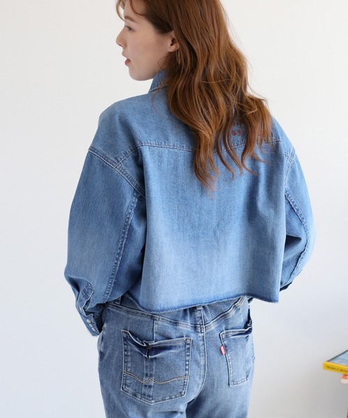 cepo(セポ)の「〈セットアップ対応〉ロゴ刺繍ショートデニムシャツ(シャツ/ブラウス・レディース・ブルー系2/ブルー系3・M)」の12枚目の写真