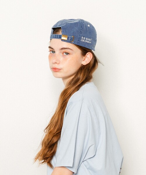 FREAK'S STORE(フリークスストア)の「BIG BABY ICE CREAM × FREAK'S STORE/ビッグベイビーアイスクリーム 別注 B刺繍CAP/B刺繍 キャップ(キャップ・レディース・ワインレッド/ネイビー/ホワイト/ブルー・ONE SIZE)」の7枚目の写真