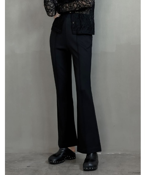 Re:EDIT（リエディ）の「[2025AW COLLECTION][低身長/高身長/大きいサイズ有][イージーケア]ストレッチポンチキックフレアパンツ（その他パンツ・レディース・ブラック/アイボリー/チャコールグレー・SHORT/MEDIUM/TALL/LARGE/X-LARGE）」の4枚目の写真