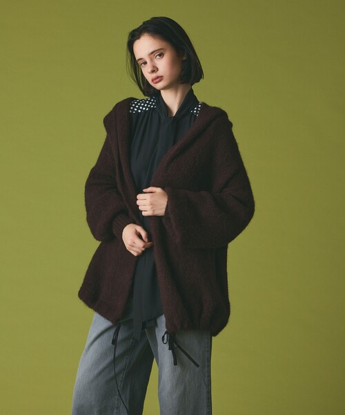 GRACE CLASS(グレースクラス)の「ストールアルパカカーディガン(カーディガン/ボレロ・レディース・ホワイト/ブラウン・36)」の2枚目の写真