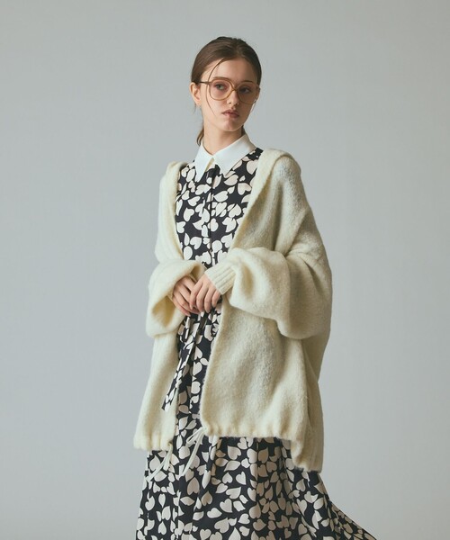 GRACE CLASS(グレースクラス)の「ストールアルパカカーディガン(カーディガン/ボレロ・レディース・ホワイト/ブラウン・36)」の16枚目の写真