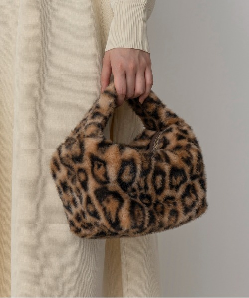 LE VERNIS(ル・ベルニ)Fake fur micro bag（ハンドバッグ）｜LE VERNIS