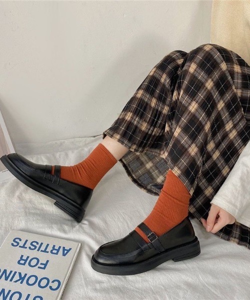 SHEPP(シープ)の「ベルトデザイン フラットローファー(ローファー・レディース・ブラック/ブラウン・M/L)」の20枚目の写真