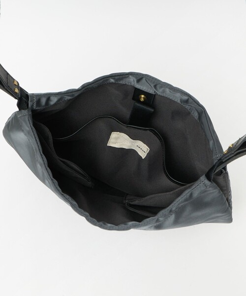 別注】＜texnh＞TRIANGLE SHOULDER/ショルダーバッグ（ショルダー