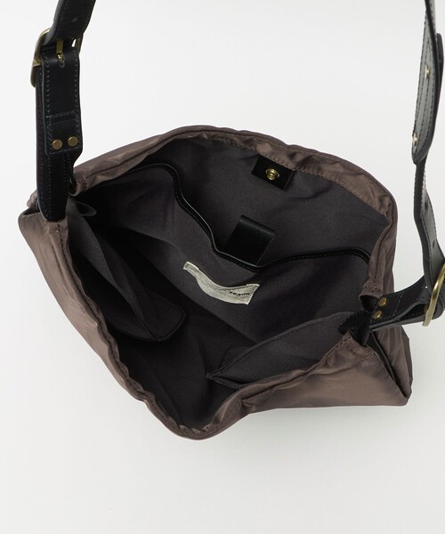 texnh ユナイテッドアローズDistrict別注ショルダーバッグ2025AW 別注】＜texnh＞TRIANGLE SHOULDER/ショルダーバッグ