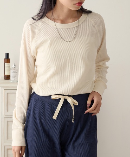 HANES(ヘインズ)の「【Hanes】ワッフルクルーネック セットアップ対応 HW4-C501(Tシャツ/カットソー・レディース・グレー/ホワイト/レッド・FREE)」の4枚目の写真