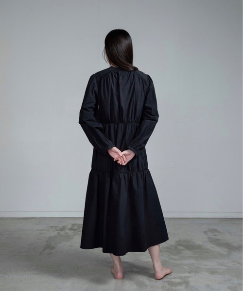 I_am（アイアム）の「v neck lace tiered dress / ブイネックレースティアードドレス（ワンピース・レディース・ブラック/ホワイト・FREE）」の12枚目の写真