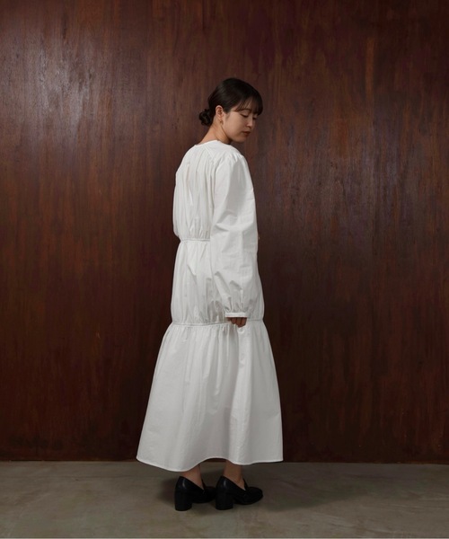 I_am（アイアム）の「v neck lace tiered dress / ブイネックレースティアードドレス（ワンピース・レディース・ブラック/ホワイト・FREE）」の14枚目の写真