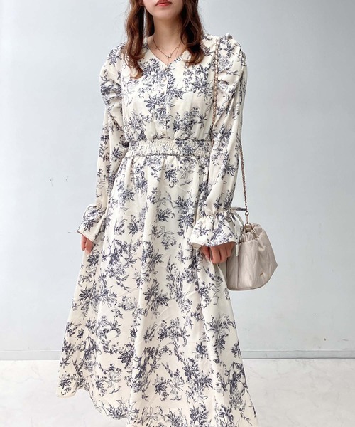 AS KNOW AS plus（アズノゥアズプラス）の「♪パワショルキラ釦ワンピース（ワンピース・レディース・グレー系/アイボリー系/ブラック系・FREE）」の3枚目の写真