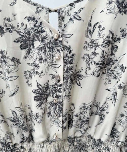 AS KNOW AS plus（アズノゥアズプラス）の「♪パワショルキラ釦ワンピース（ワンピース・レディース・グレー系/アイボリー系/ブラック系・FREE）」の11枚目の写真