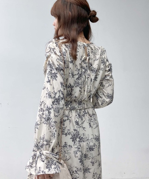 AS KNOW AS plus（アズノゥアズプラス）の「♪パワショルキラ釦ワンピース（ワンピース・レディース・グレー系/アイボリー系/ブラック系・FREE）」の16枚目の写真