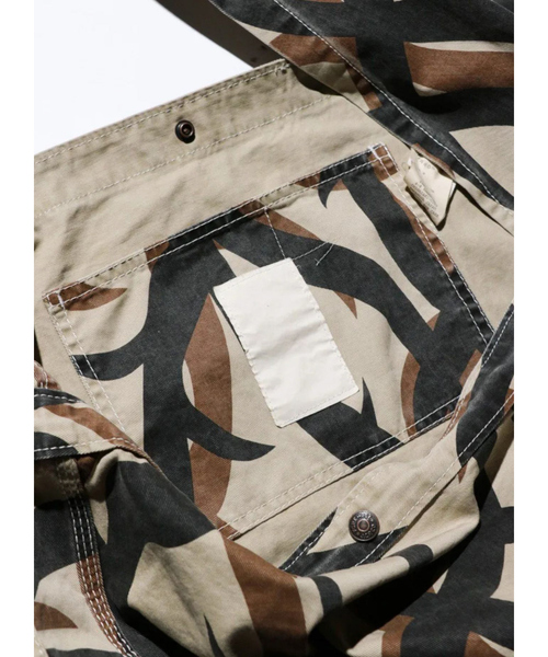 made in standard (メイドインスタンダード)の「【MADE IN STANDARD】PRINTED NEWSPAPER BAG/ショルダーバック/ユニセックス【WEB限定】(ショルダーバッグ・メンズ・カーキ/ブラック/グレー/ブラウン・フリー)」の12枚目の写真