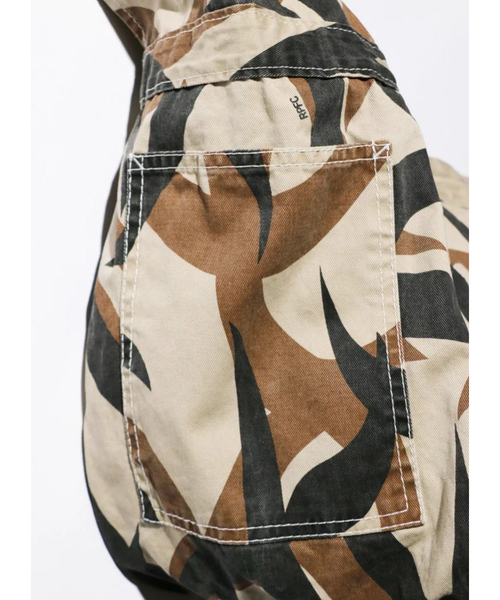made in standard (メイドインスタンダード)の「【MADE IN STANDARD】PRINTED NEWSPAPER BAG/ショルダーバック/ユニセックス【WEB限定】(ショルダーバッグ・メンズ・カーキ/ブラック/グレー/ブラウン・フリー)」の13枚目の写真