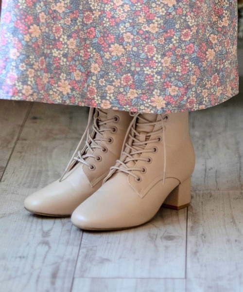 Catherine Cottage（キャサリンコテージ）の「レースアップヒールブーツ（5cmヒール）（ブーツ・キッズ・ブラック/ベージュ・25/24/23）」の5枚目の写真