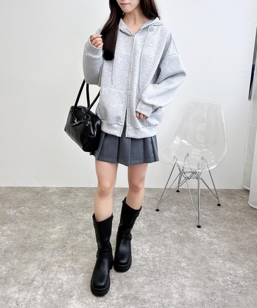 INGNI（イング）の「プレート付ダブルジップダンボールパーカー（パーカー・レディース・オフホワイト/グレー/ブラック/モカ・M）」の6枚目の写真