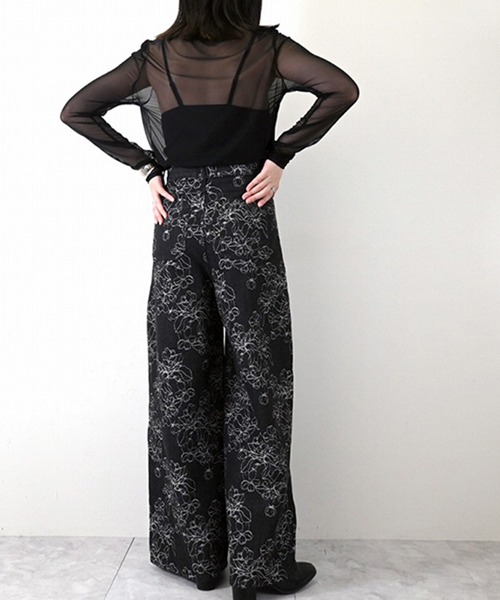 STYLEBLOCK（スタイルブロック）の「花柄ジャガードデニムストレートパンツ（デニムパンツ・レディース・アイボリー/ブラック・S/M）」の6枚目の写真