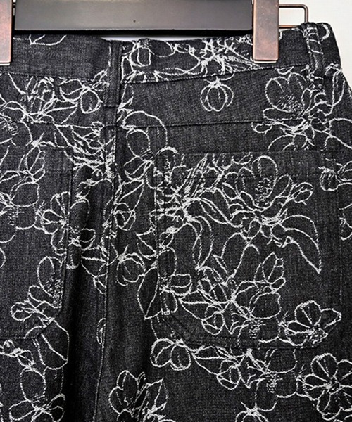 STYLEBLOCK（スタイルブロック）の「花柄ジャガードデニムストレートパンツ（デニムパンツ・レディース・アイボリー/ブラック・S/M）」の7枚目の写真