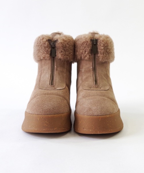 Minnetonka(ミネトンカ)の「MINNETONKA ミネトンカ / 25M04 厚底フロントジップボアブーツ(ブーツ・レディース・ブラック/アッシュグレー/ブラウン・6/7/8/9)」の4枚目の写真